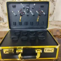 چمدان  وسایل آرایشگری و ست قیچی M20 رزونال