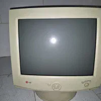 مانیتور الجی سالم