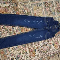 فروش تعدادی شلوار لی زنانه و  بچگانه در چهاردانگه|لباس|چهاردانگه (تهران), |دیوار