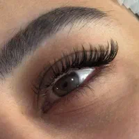 تخفیف تکرار نشدنی اکستنشن مژه ماندگاری ۳۰ روزه