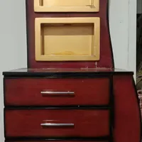 کمد و دراور و آینه
