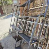 قفسە یا طبقە جهت پارکینگ یا مغازە