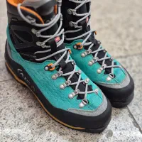 کفش کوهنوردی  آکو مدل AKU Hayatsuki GTX