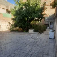 خانه کلنگی ویلایی ۳۰۰ متری موقعیت تجاری عالی|فروش خانه و ویلا|مشهد, سیلو|دیوار