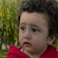 مدل کودک هستم برای همکاری با شما