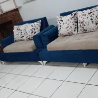 مبل ۷ نفره همراه با میز وسط و گل میز