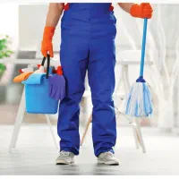 نیروی خدماتی آقا