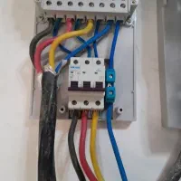 برقکار برقکشی عیب یابی اتصالی نصاب خورده کاری