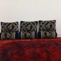 بالش و پشتی