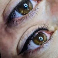 مدل برای آرایش دائم