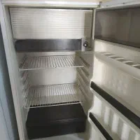 یخچال آزمایش