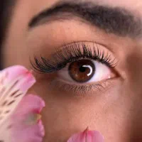 خدمات اکستنشن مژه و خدمات میکرو ابرو شید لب|خدمات آرایشگری و زیبایی|زابل, |دیوار