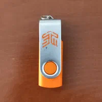 فلش 32 گیگ(28 گیگ در اصل)