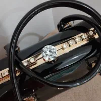 کیف مجلسی|کیف، کفش، کمربند|قم, باغ کرباسی|دیوار