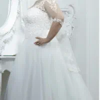 لباس عروس. شیفون.شنل.ساک هدایا