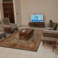 هم اتاقی خانم