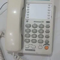 تلفن با سیم و یک عدد تلفن بی سیم هر دو پاناسونیک