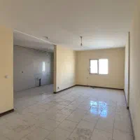 فاز یازده / ۸۷ متر ۲ خواب / زون ۳ / همکف / تسویه