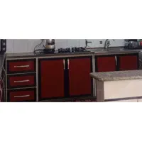 کابینت قرمز