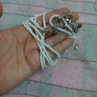 گردنبند مروارید یادگاری مامانم بوده