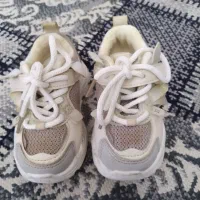 کفش بچهگانه