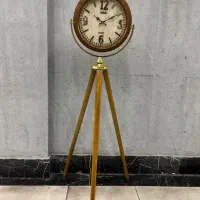 ساعت پایه دار رنگ فندقی