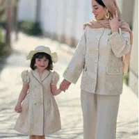 قبول سفارش خیاطی و آموزش خیاطی