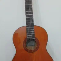 گیتار یاماها C70