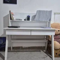 میز تحریر و کتابخانه سفارشی مدرن
