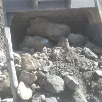 اپراتور سنگ شکن (سنگ آهن)