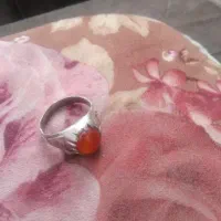 ۵ انگشتر هستش  مشتری زنک بزنه