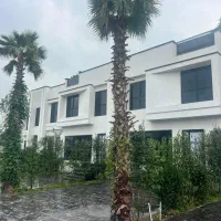 فروش-تریبلکس-مدرن-شهرک-آسفالته-خط-ساحلی