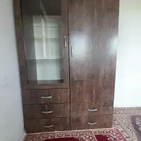 کمد ویترین دار