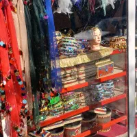 انواع صنایع دستی و روسری محلی