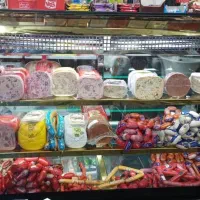 به یک نفر جهت کار در فروشگاه پروتئینی با حقوق بالا