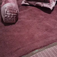 تخت خواب چوبی تاج دار و رو تختی مخمل ایتالیایی|تخت و سرویس خواب|تهران, قیام|دیوار
