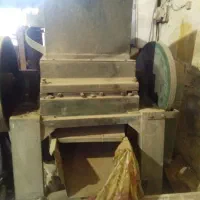 دستگاه صنعتی پی وی سی زیره کفش و آسیاب شمشیری|ماشین‌آلات صنعتی|تهران, شهرک شریفی|دیوار