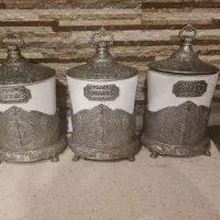 پاسماوری(جای چای و قند ، شکر ) و سطل و جای دستمالی