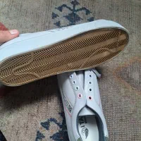 کفش نو نو فقط ۵۰۰ تومن