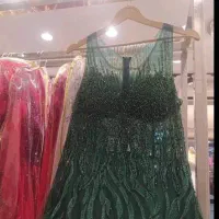 لباس مجلسی|لباس|رودهن, |دیوار