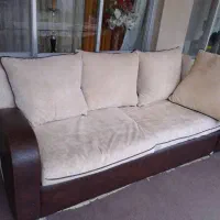 مبلمان چرم ۸نفره اسکلت بندیش قوطی آهنی