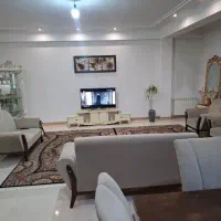 خانه دوطبقه بالا۱۰۵مترواحدپایین۷۵متردرمرکزشهرسنگر