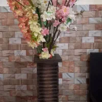 گل و گلدان