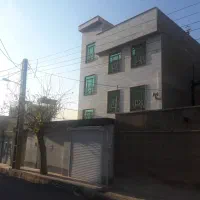 سه-طبقه-ویلایی-شهرک-توحید-انتهای-خیابان-کاشانی
