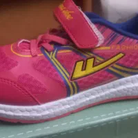 کفش اسپرت خارجی نو سایز ۳۷