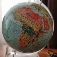 کره زمین قدیمی چراغ دارکلکسیونی اصل دانمارک
