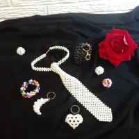 کیف های مرواریدی|کیف، کفش، کمربند|رباط‌کریم, رباط‌کریم|دیوار