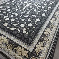 تعدادی فرش ۱۲متری ۱۲۰۰شانه تراکم ۳۶۰۰