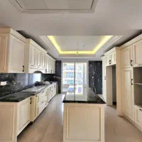 دیباجی جنوبی/۲۳۱متر ۳خواب/نوساز/تکواحدی/قابل تبدیل