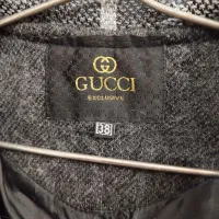 پالتو وبارانی|لباس|خوی, |دیوار